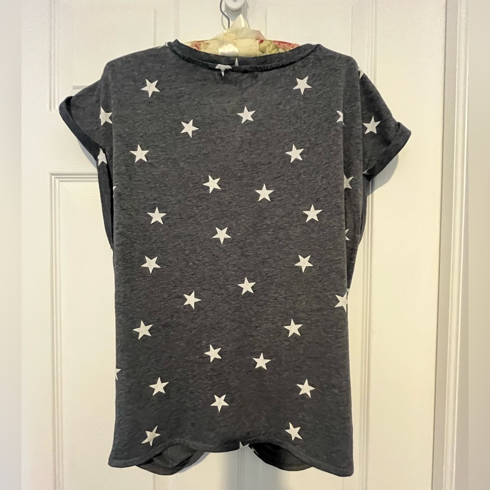 Lucky Brand Short Sleeve T-Shirt Size Medium